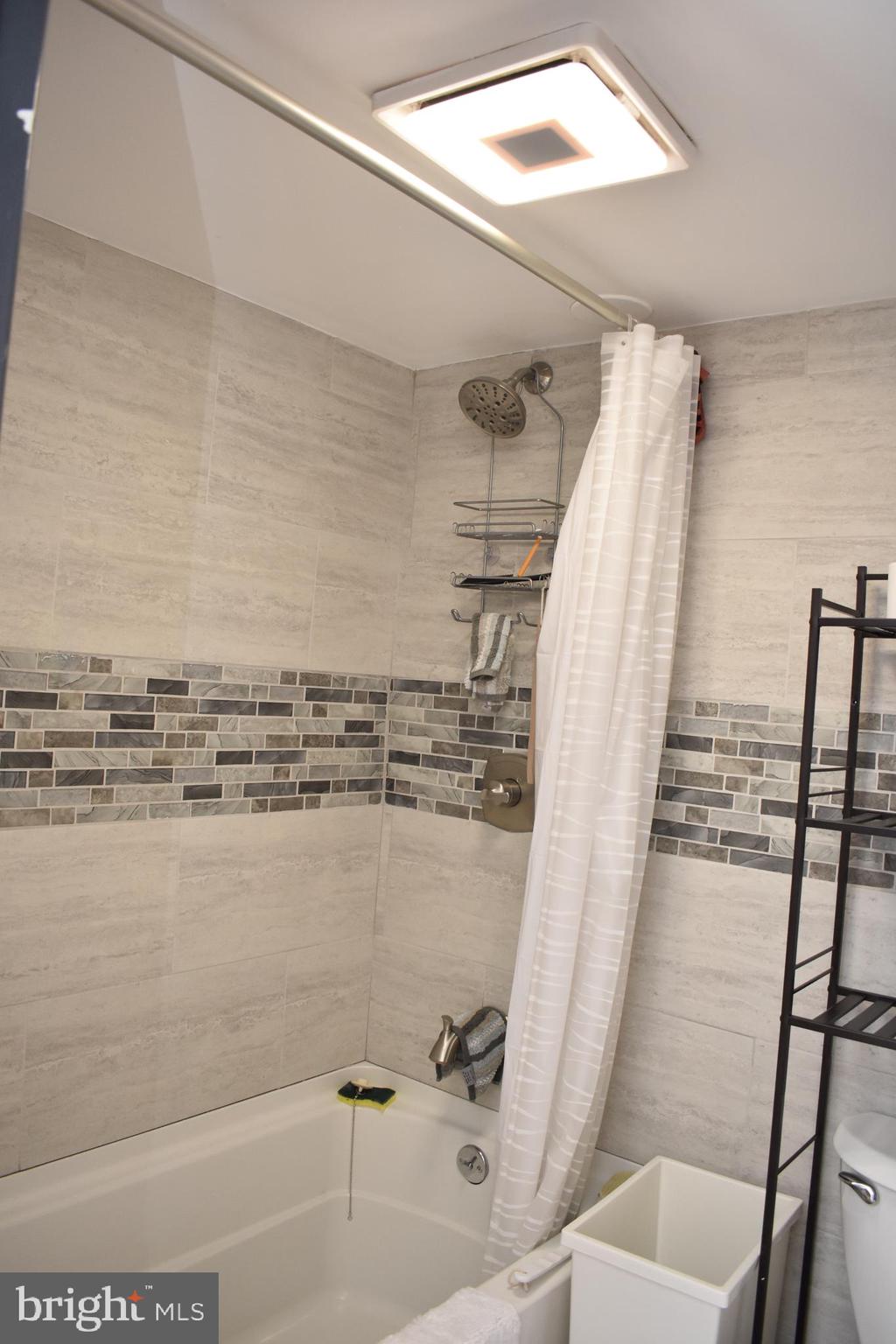 3900 West Ford Road, Unit 14K Philadelphia, PA 19131 - Photo 10 of 19