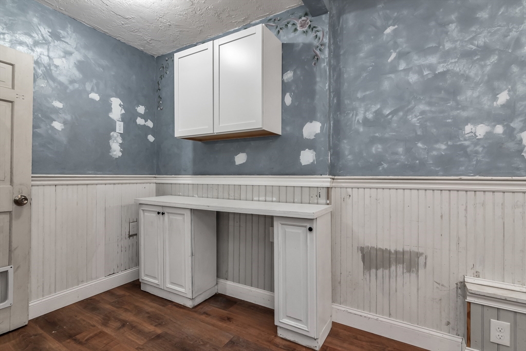 83 Prospect Street, Unit 1 Worcester, MA 01605 - Photo 15 of 24