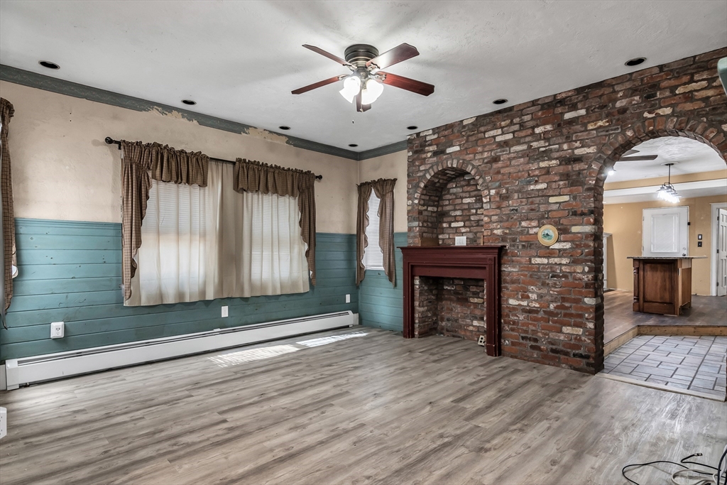 83 Prospect Street, Unit 1 Worcester, MA 01605 - Photo 4 of 24