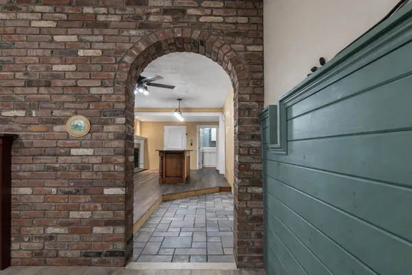 $2,650 | 83 Prospect Street, Unit 1, Worcester, MA 01605
