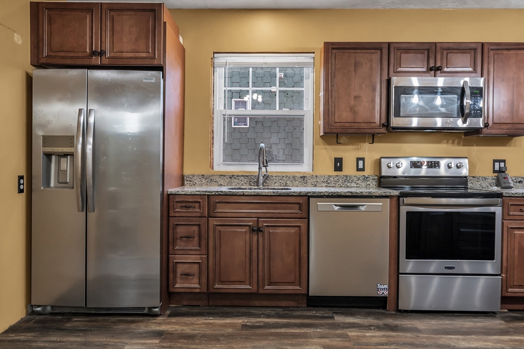 83 Prospect Street, Unit 1 Worcester, MA 01605 - Photo 8 of 24