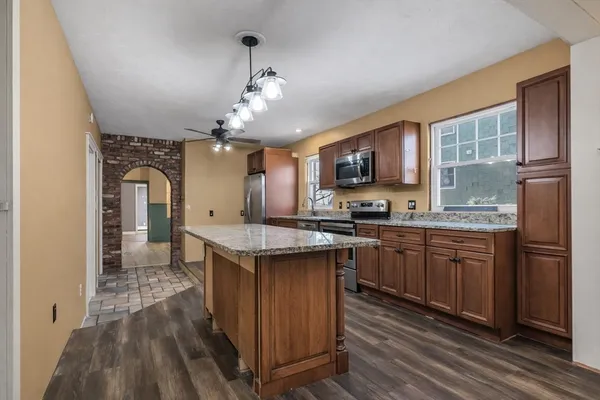 $2,650 | 83 Prospect Street, Unit 1, Worcester, MA 01605