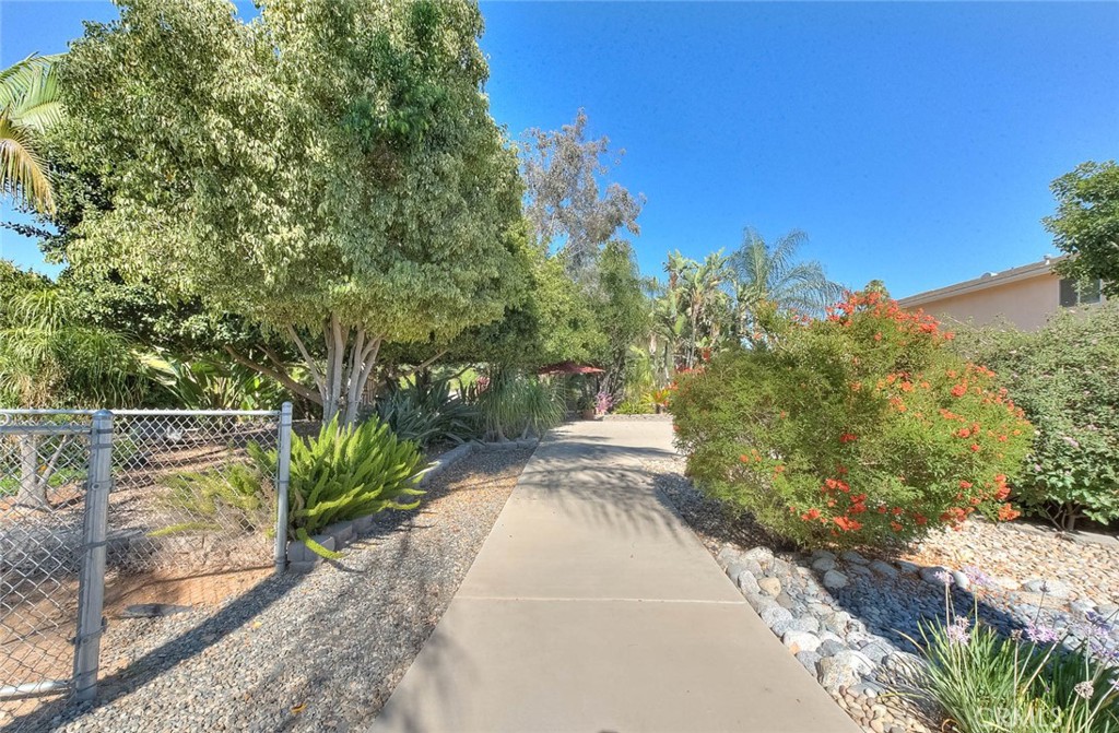 17292 Bali Drive Riverside, CA 92504 - Photo 32 of 75