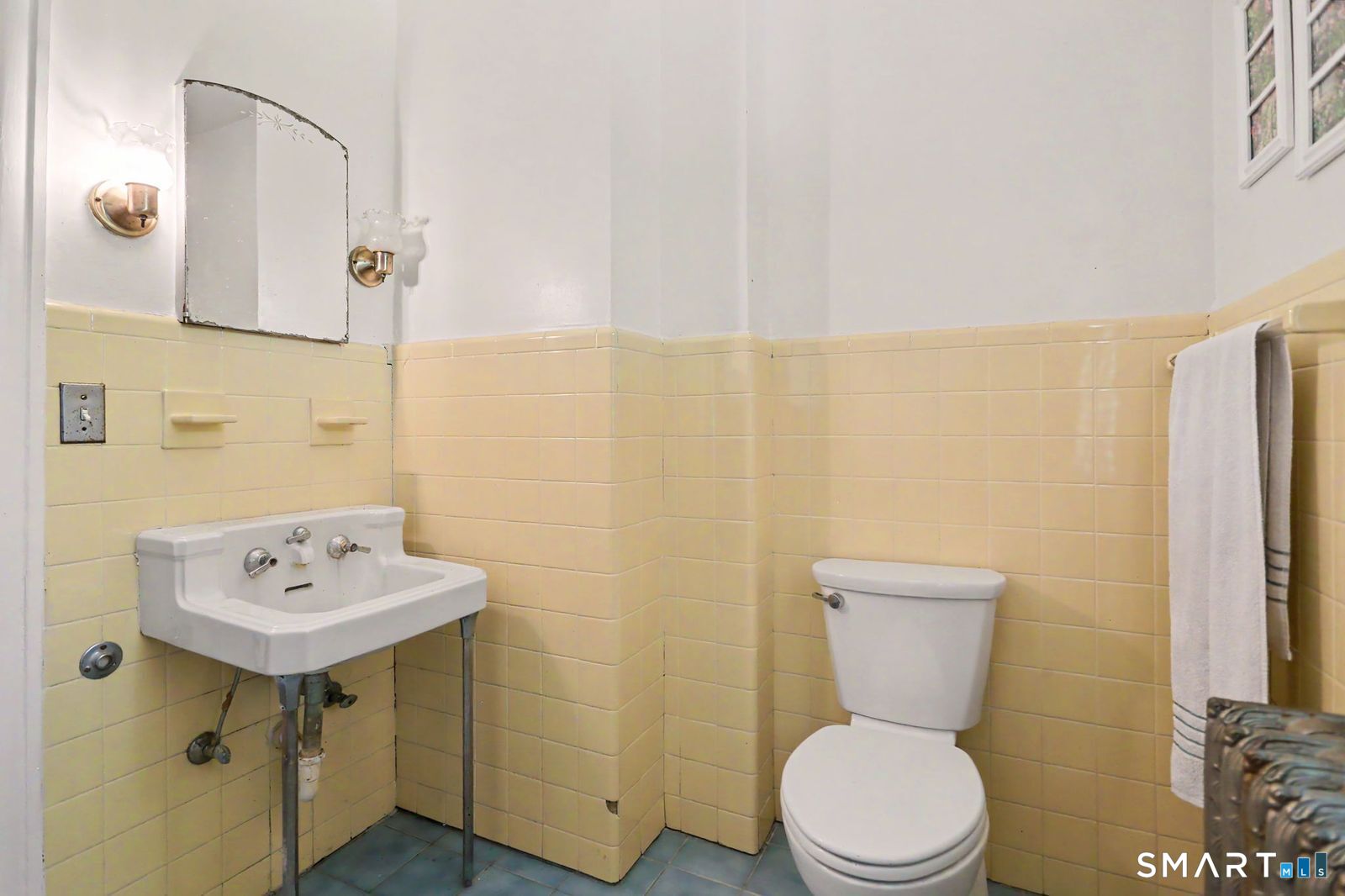 8 Myrtle Street Norwalk, CT 06855 - Photo 20 of 29