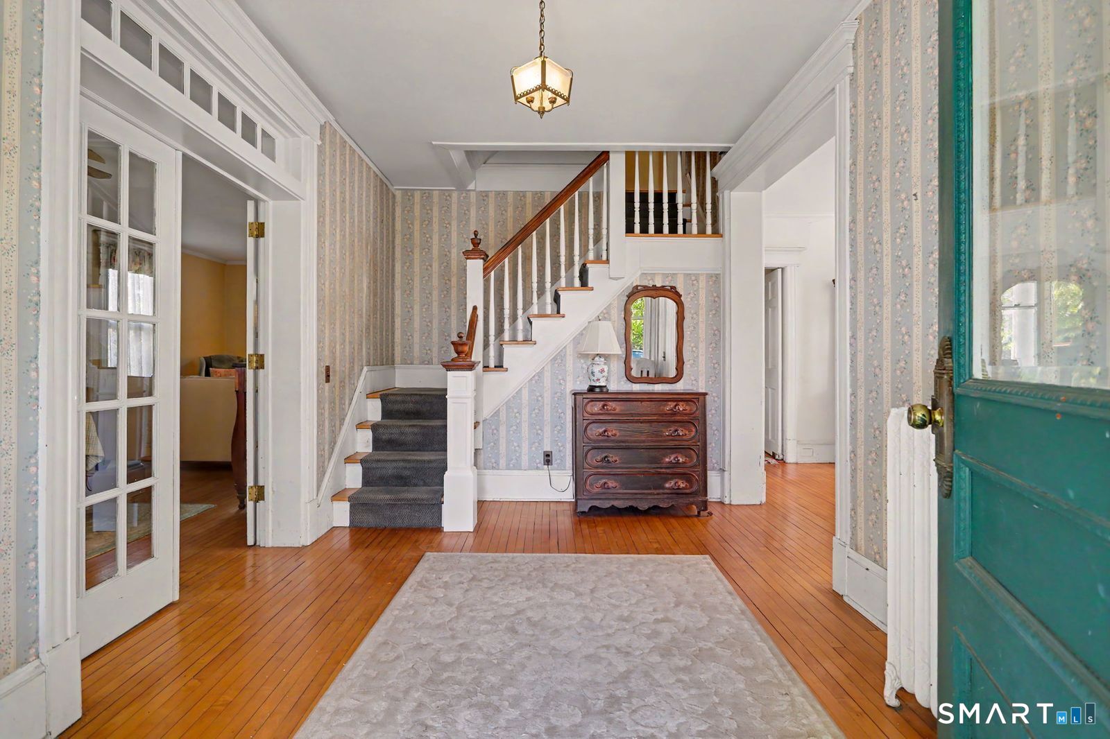 8 Myrtle Street Norwalk, CT 06855 - Photo 4 of 29