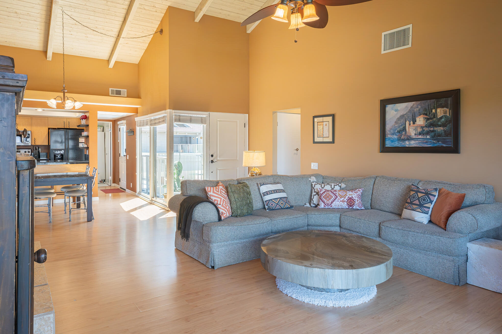 46631 Arapahoe, Unit B Indian Wells, CA 92210 - Photo 9 of 32 a living room with furniture and a table