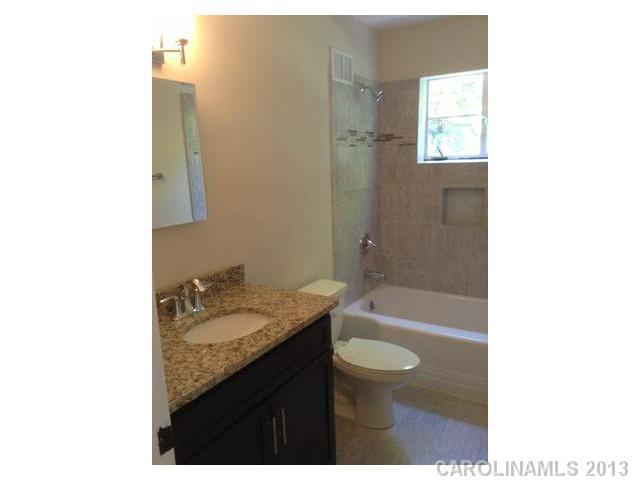 1710 Dilworth Road West, Unit 7 Charlotte, NC 28203 - Photo 1 of 4