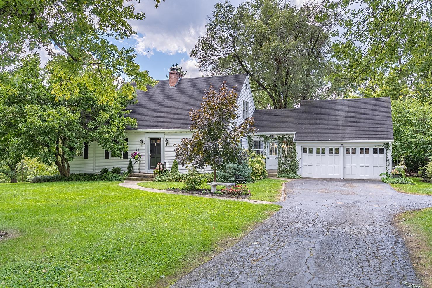 5325 Boomer Road Cincinnati, OH 45247 - Photo 4 of 46 Gallery Image 4