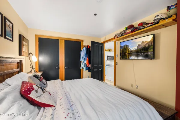 $889,000 | 124 Village Lane, Unit 305, Sandpoint, ID 83864