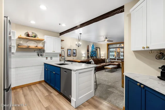 $899,000 | 124 Village Lane, Unit 305, Sandpoint, ID 83864