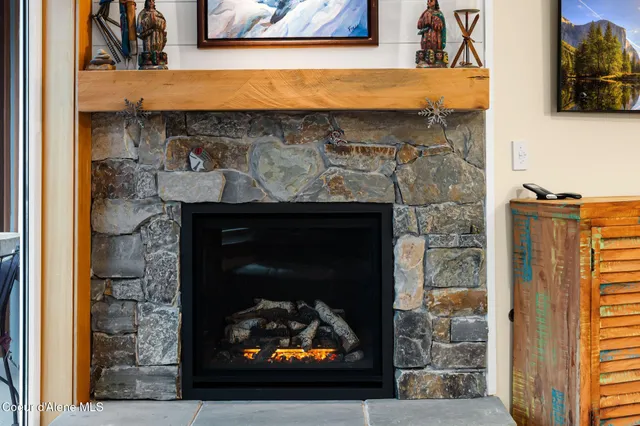 $899,000 | 124 Village Lane, Unit 305, Sandpoint, ID 83864