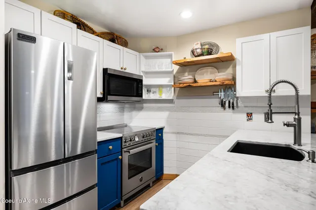 $899,000 | 124 Village Lane, Unit 305, Sandpoint, ID 83864