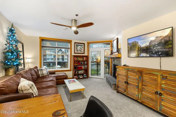 $889,000 | 124 Village Lane, Unit 305, Sandpoint, ID 83864