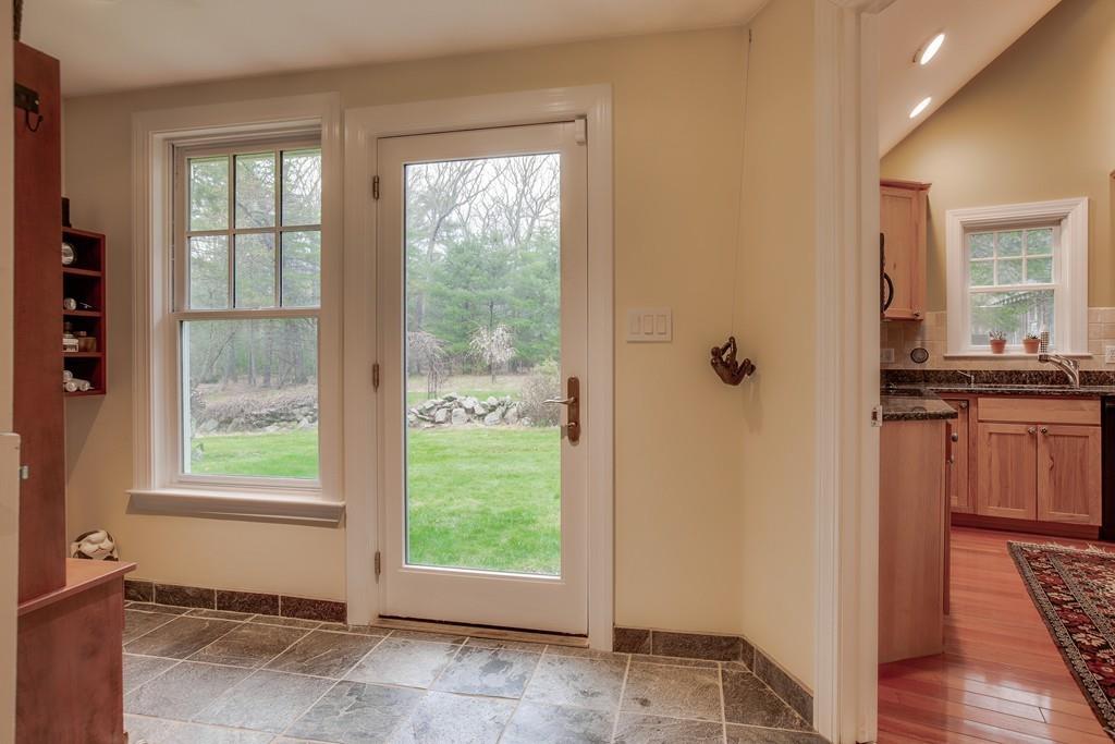 26 Spywood Road Sherborn, MA 01770 - Photo 17 of 42 Gallery Image 17