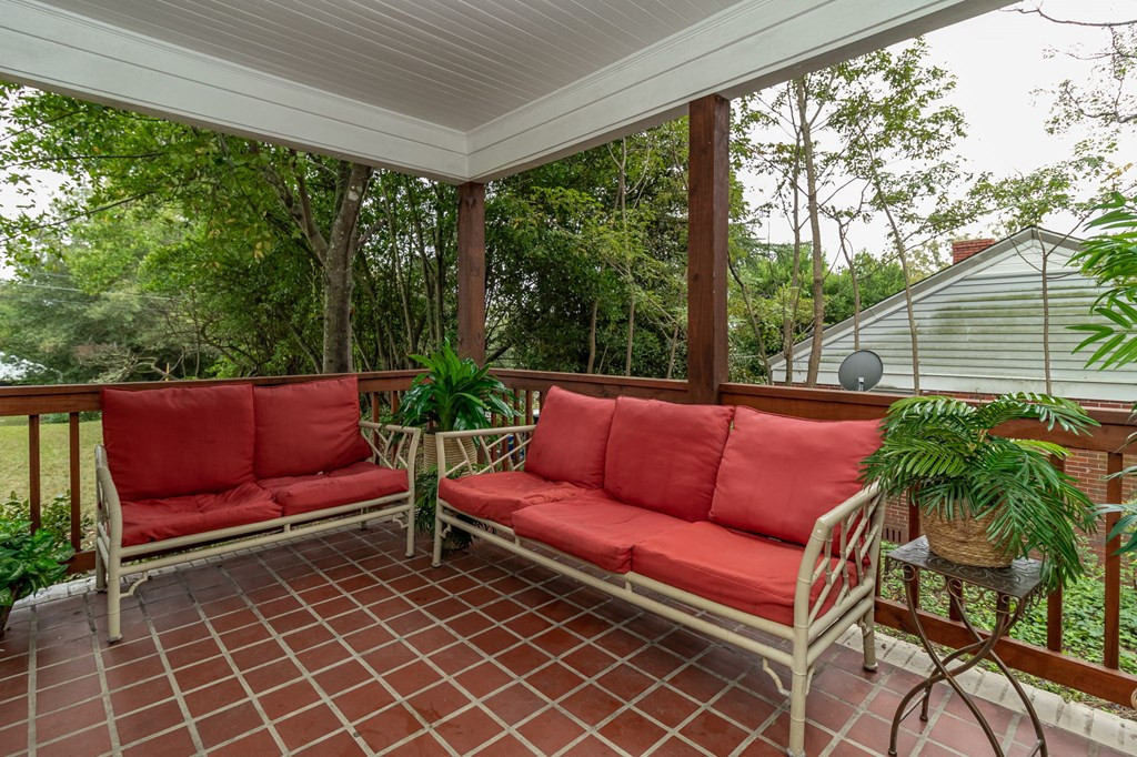 1735 Berkeley Road Augusta, GA 30904 - Photo 13 of 33 Covered patio