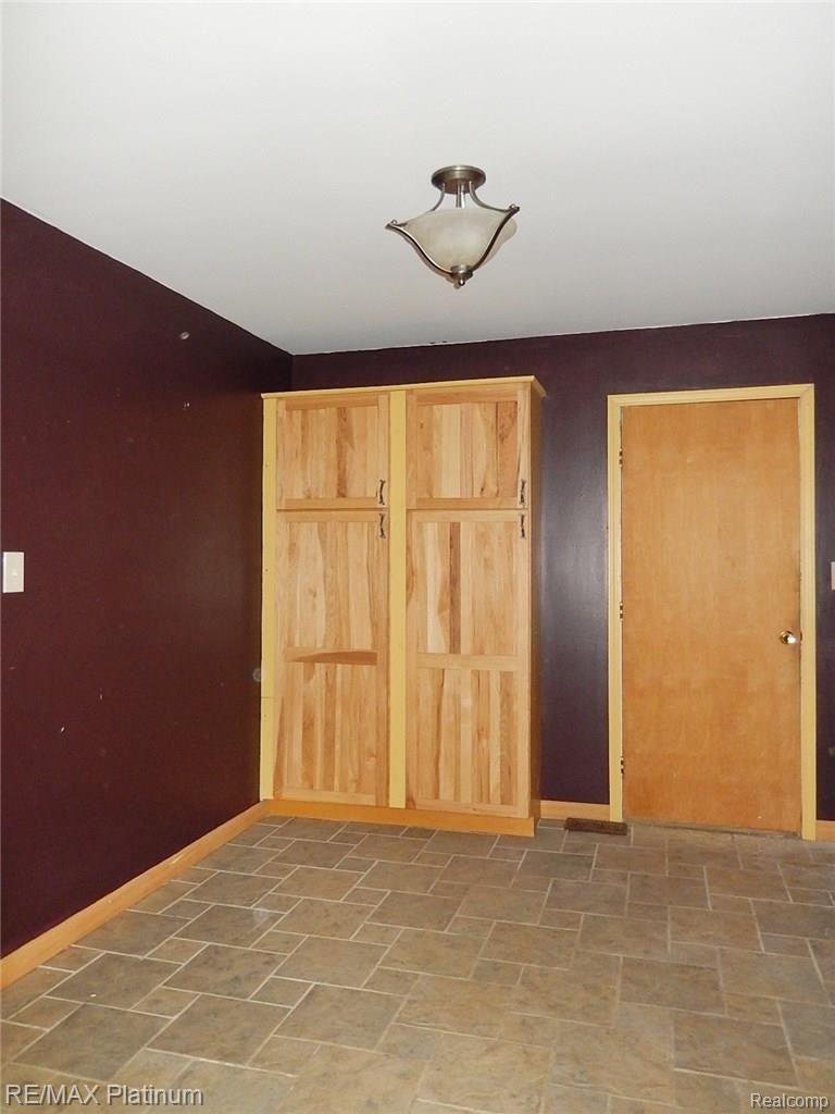 11005 Mcgregor Road Pinckney, MI 48169 - Photo 21 of 37 21.JPG