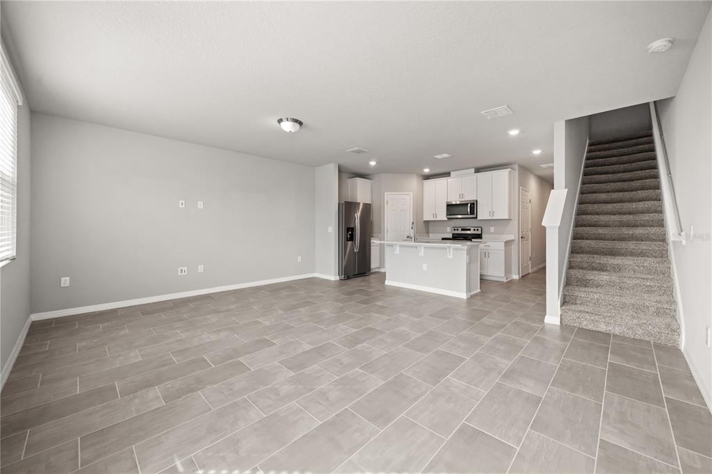 431 Legacy Loop Davenport, FL 33896 - Photo 4 of 25