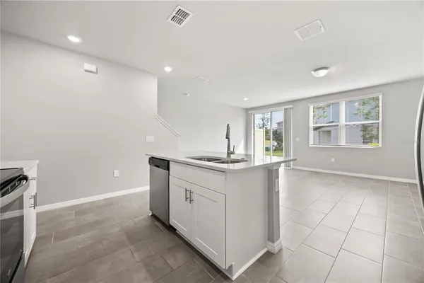 $2,195 | 431 Legacy Loop, Davenport, FL 33896
