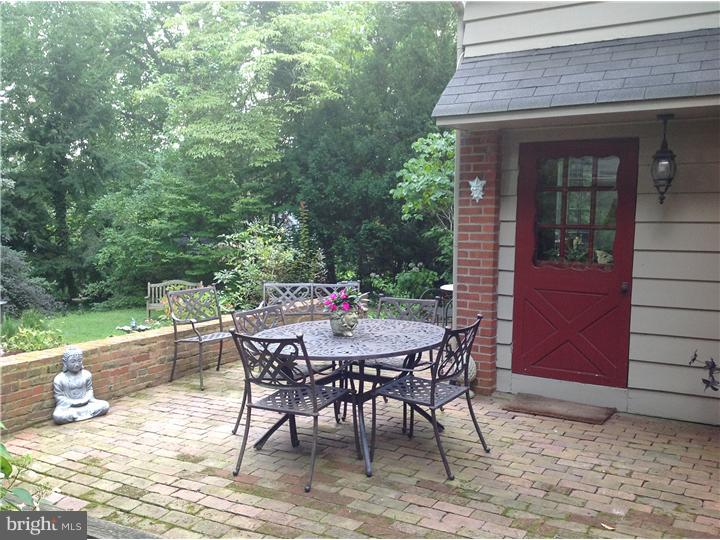 541 Custis Road Glenside, PA 19038 - Photo 13 of 21 Patio