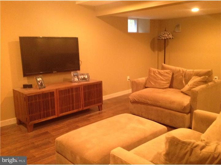 541 Custis Road Glenside, PA 19038 - Photo 19 of 21 Basement - Finished