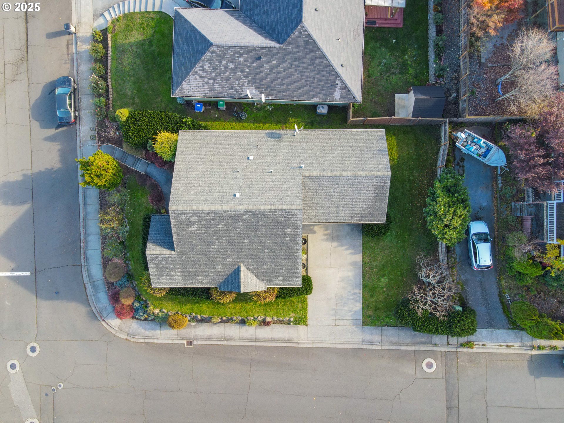 2957 Eugene Street Hood River, OR 97031 - Photo 11 of 42 an aerial view of a house with a garden and a car park