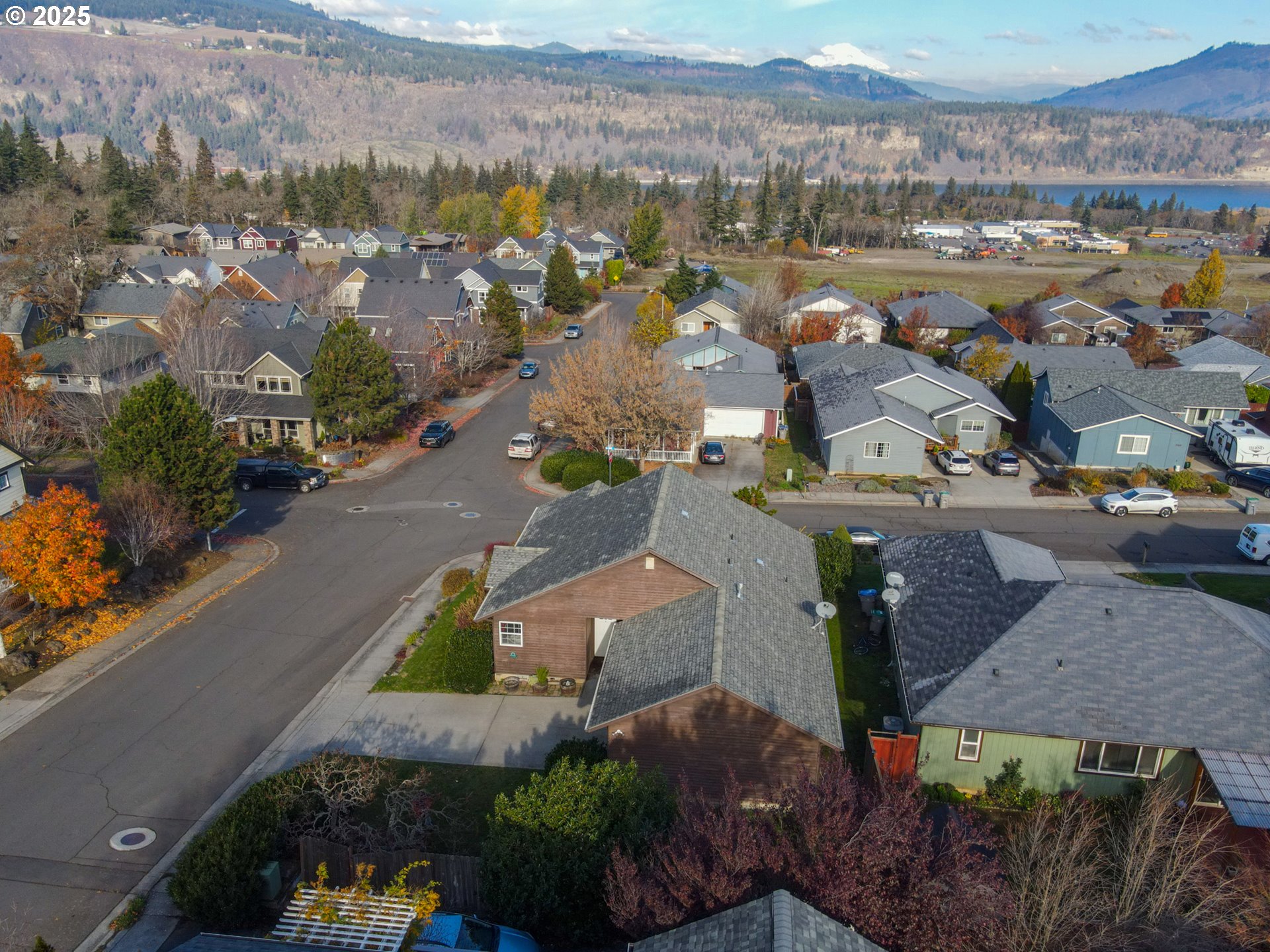 2957 Eugene Street Hood River, OR 97031 - Photo 5 of 42 an aerial view of a city with lots of residential buildings