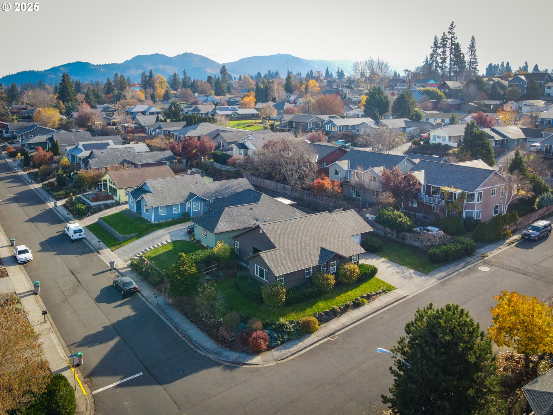 2957 Eugene Street Hood River, OR 97031 - Photo 7 of 42 an aerial view of a city