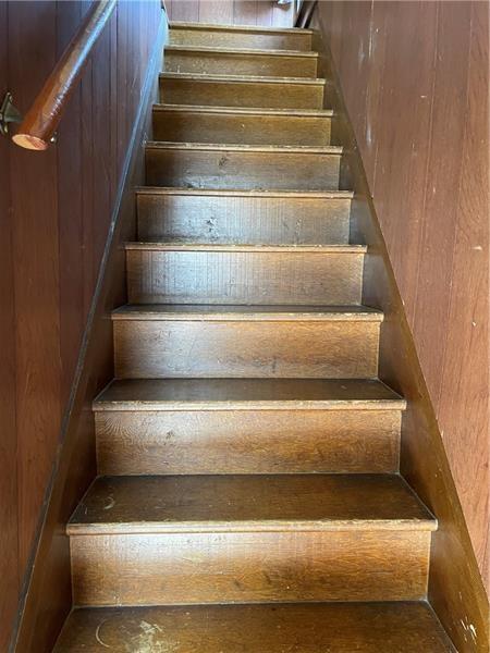 9 Gratz Street Penn, PA 15675 - Photo 25 of 34 a view of entryway