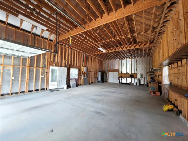 $495,000 | 267 Oak View Drive, Inez, TX 77968