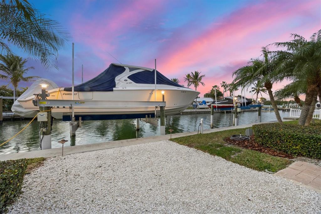 761 Norton Street Longboat Key, FL 34228 - Photo 7 of 67