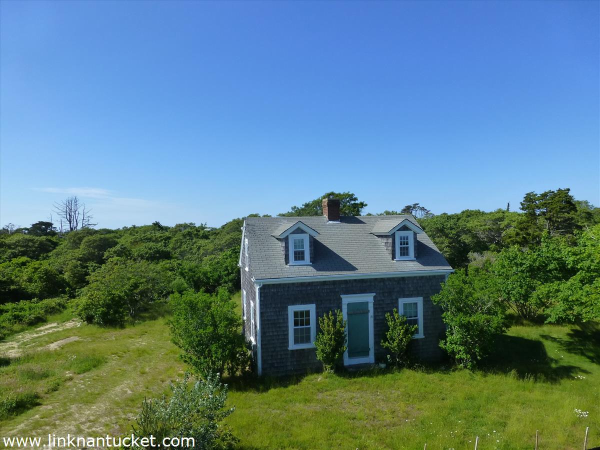 28 Quidnet Road Nantucket, MA 02554 - Photo 1 of 5 Gallery Image 1