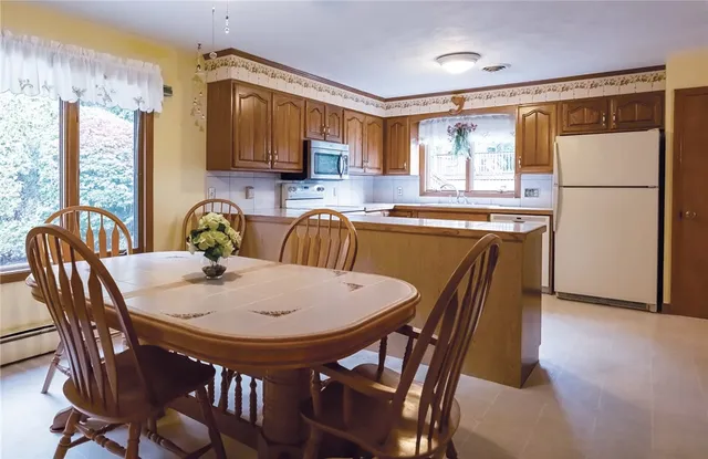 $639,900 | 22 Grove Avenue, North Providence, RI 02911