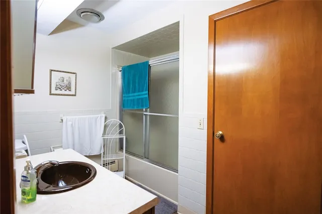 $639,900 | 22 Grove Avenue, North Providence, RI 02911