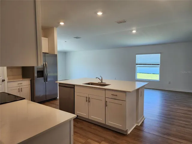 $2,050 | 105 Naomi Place, Rotonda West, FL 33947