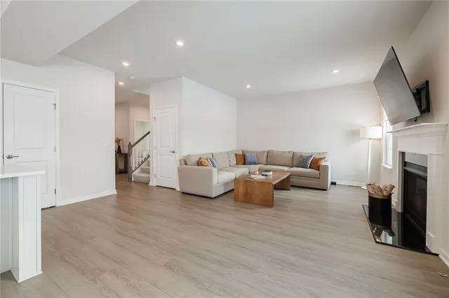 $498,000 | 271 Longleaf Lane, Walworth, NY 14502