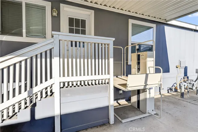 a view of a back yard of the house