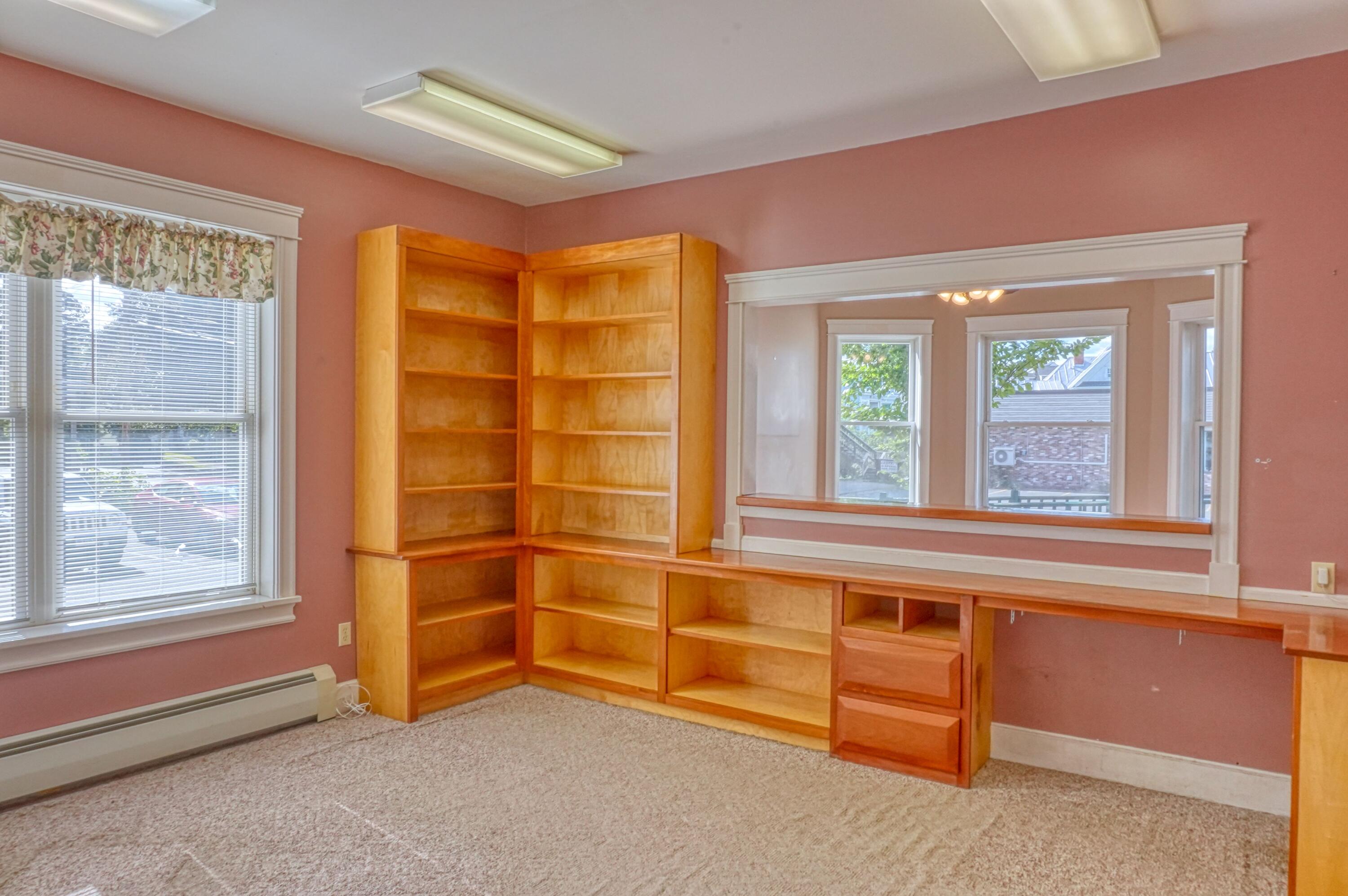 36 Silver Street Waterville, ME 04901 - Photo 6 of 37 Reception