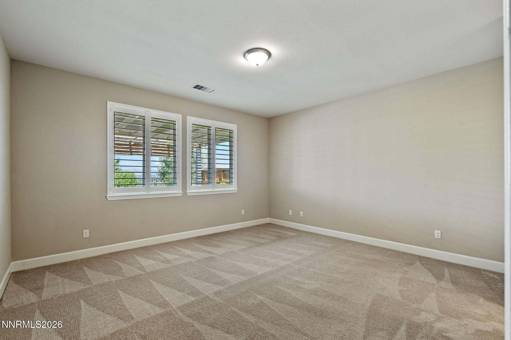 10455 Gold Mine Drive Reno, NV 89521 - Photo 16 of 60 38-web-or-mls-DSC02312