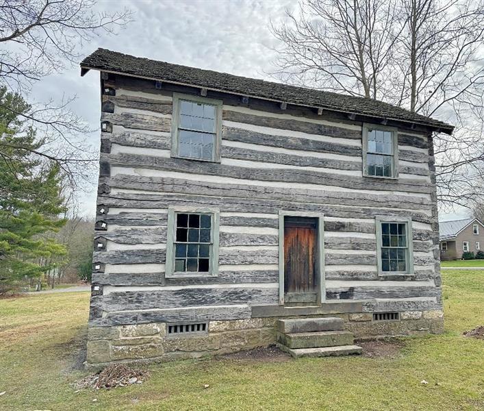 1007 Leesburg Station Road Mercer, PA 16137 - Photo 28 of 33 Bldg 4 - Log Cabin