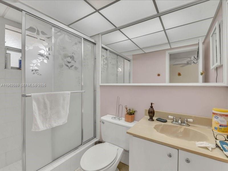 469 North Pine Island Road, Unit B305 Plantation, FL 33324 - Photo 20 of 32