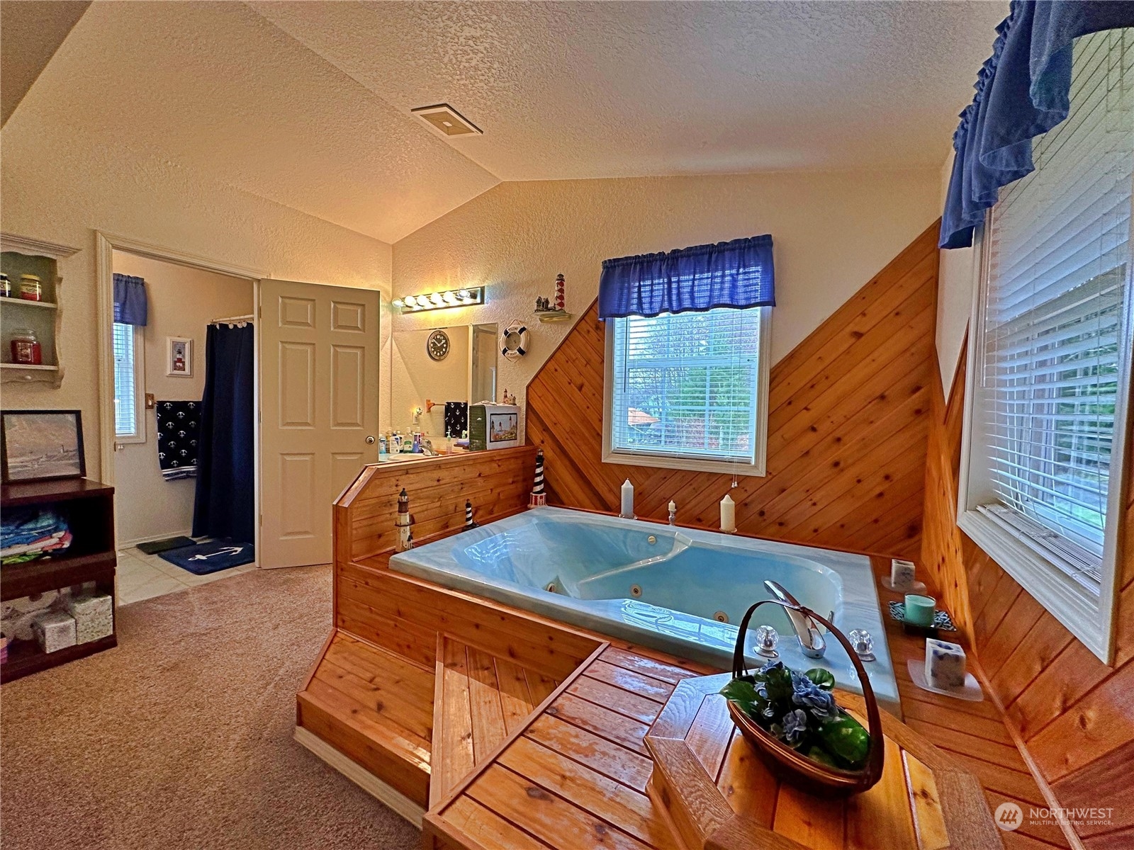 104 Compton Road Morton, WA 98356 - Photo 19 of 35 a room with gym equipment