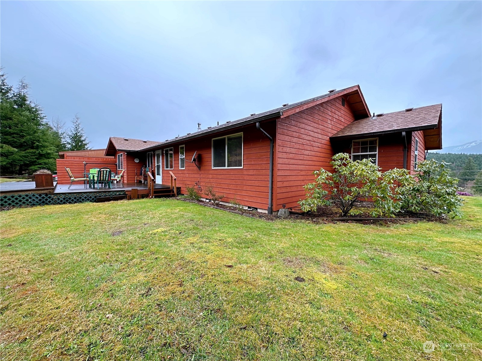 104 Compton Road Morton, WA 98356 - Photo 9 of 35 a front view of house with yard and green space