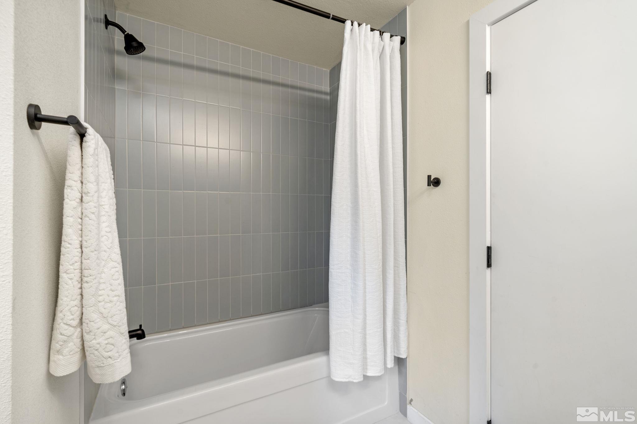 208 Rhodes Road Reno, NV 89521 - Photo 32 of 40 Photo 32