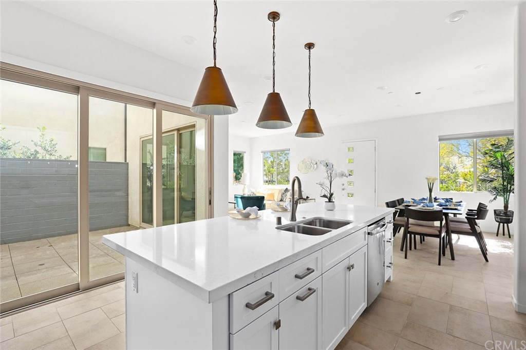 325 Magnet Irvine, CA 92618 - Photo 11 of 28