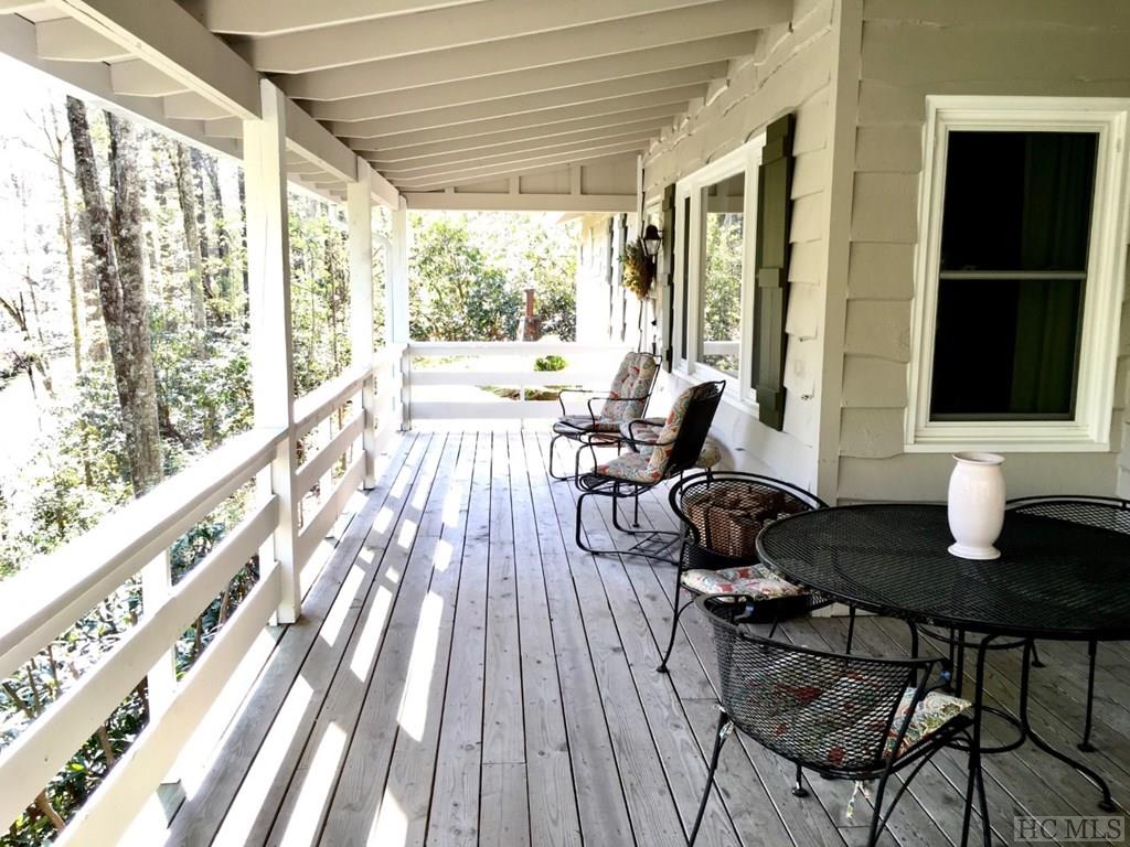 127 View Point Road Highlands, NC 28741 - Photo 2 of 18 Gallery Image 2