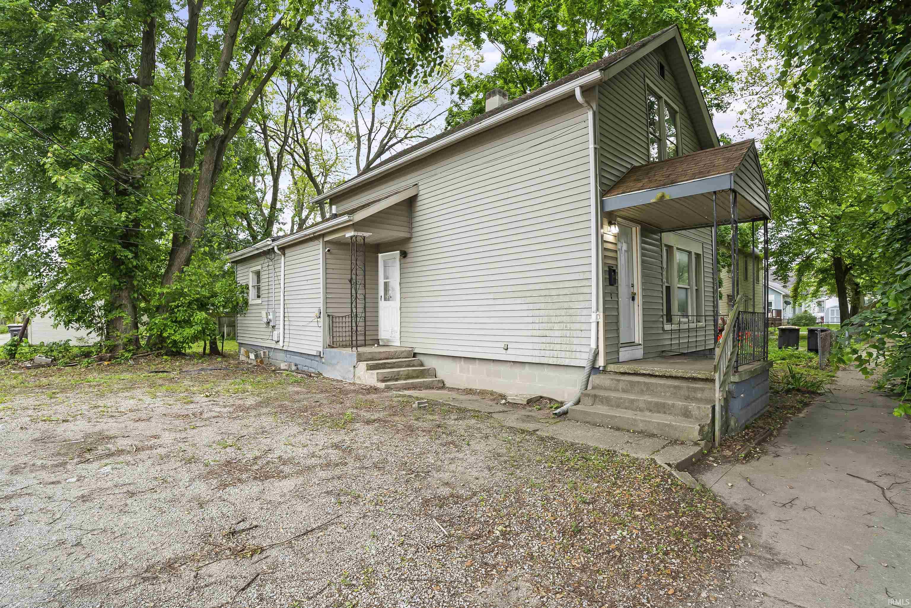 514 Mechanic Street Fort Wayne, IN 46808 - Photo 2 of 28