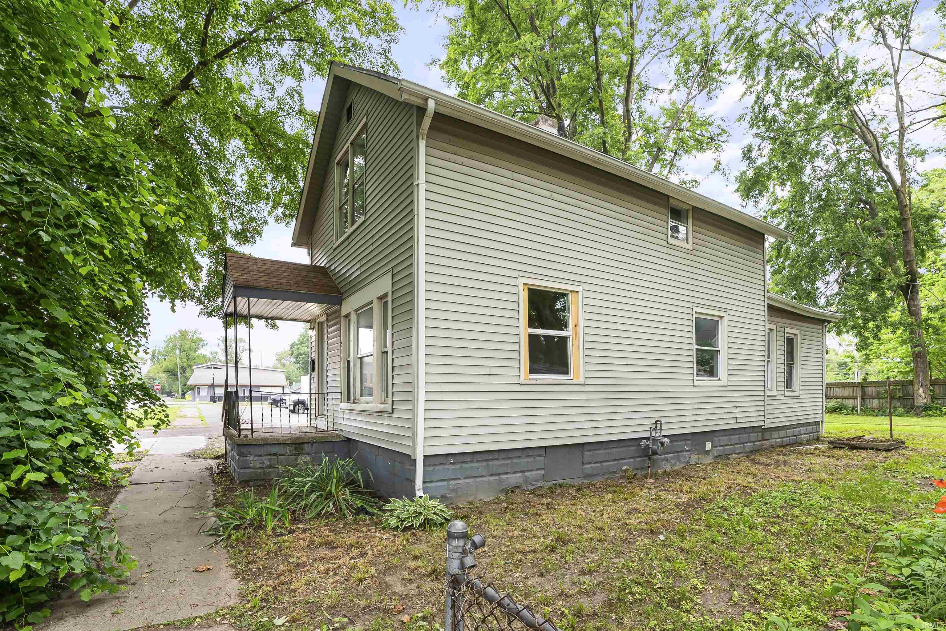 514 Mechanic Street Fort Wayne, IN 46808 - Photo 3 of 28