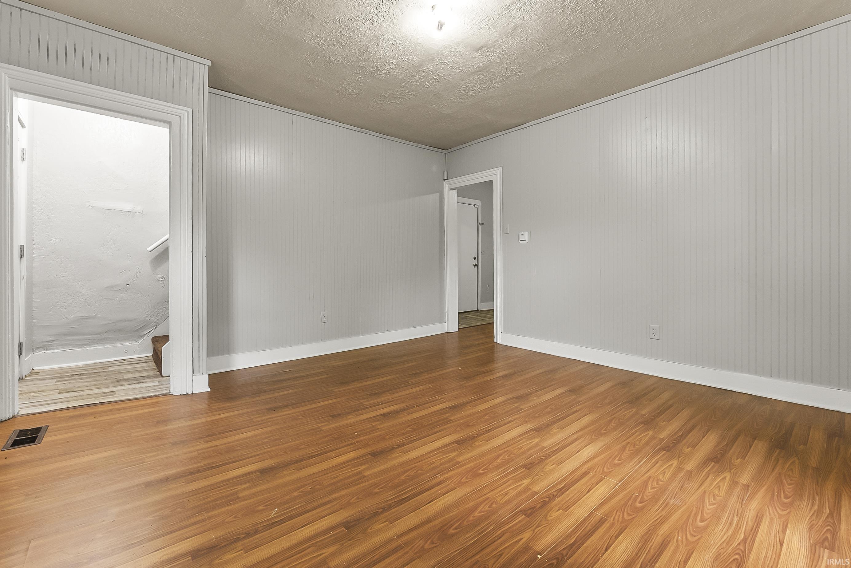 514 Mechanic Street Fort Wayne, IN 46808 - Photo 5 of 28
