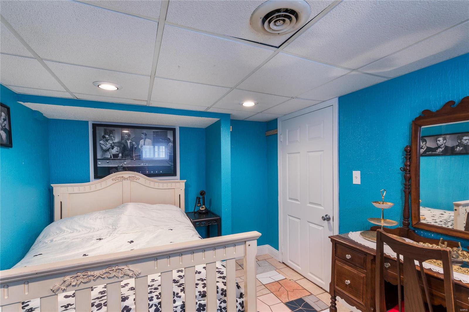 4931 Heege Road St. Louis, MO 63123 - Photo 28 of 35 Gallery Image 28
