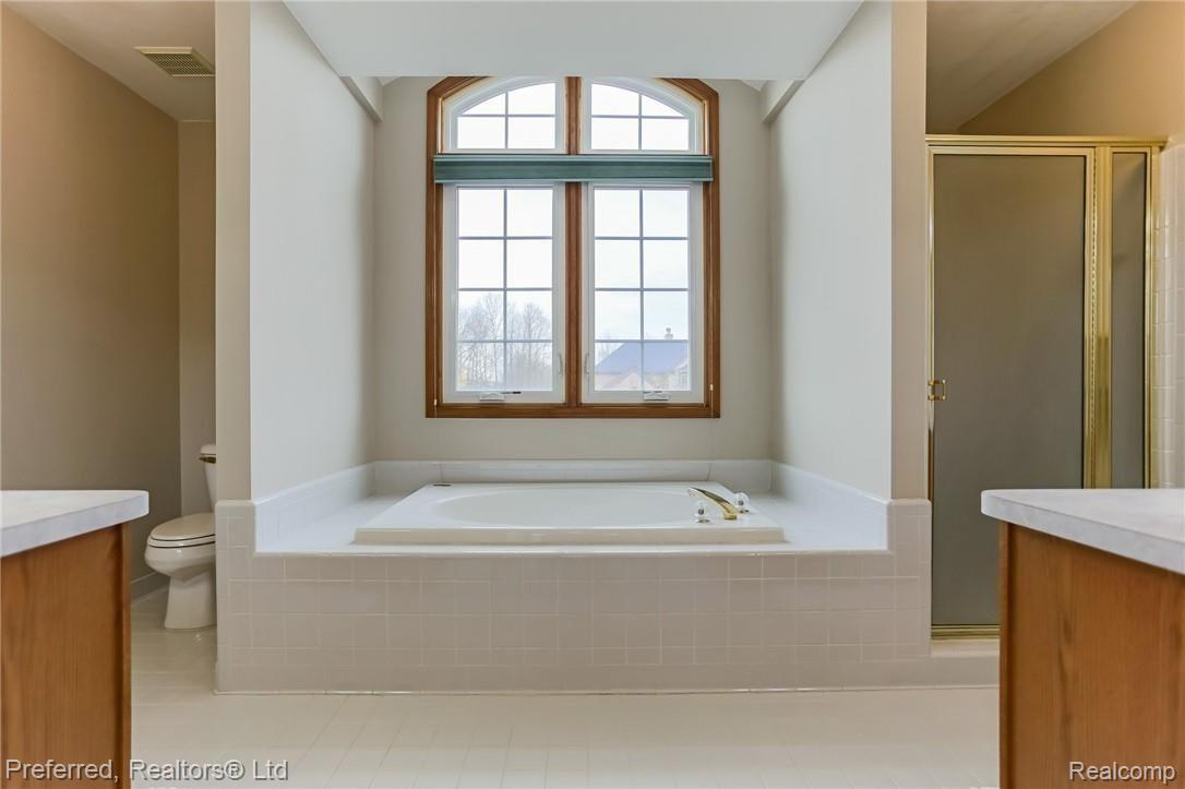 281 Woodward Road Canton, MI 48188 - Photo 28 of 40 25IMG_6455.jpg